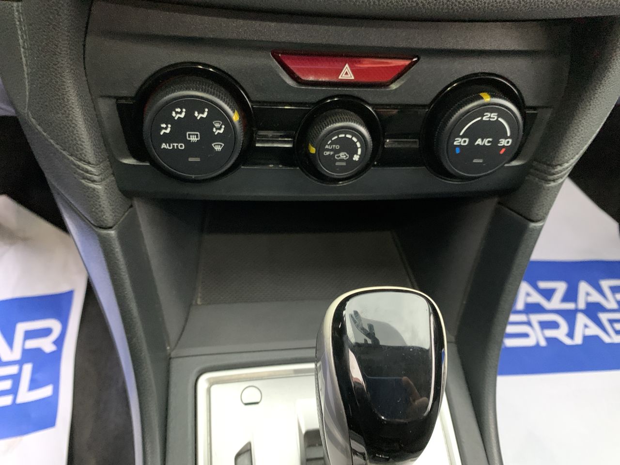 Subaru Impreza — foto 23 de 27