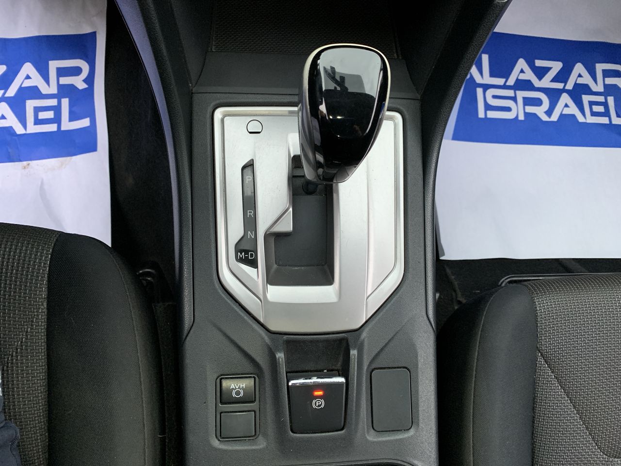 Subaru Impreza — foto 24 de 27