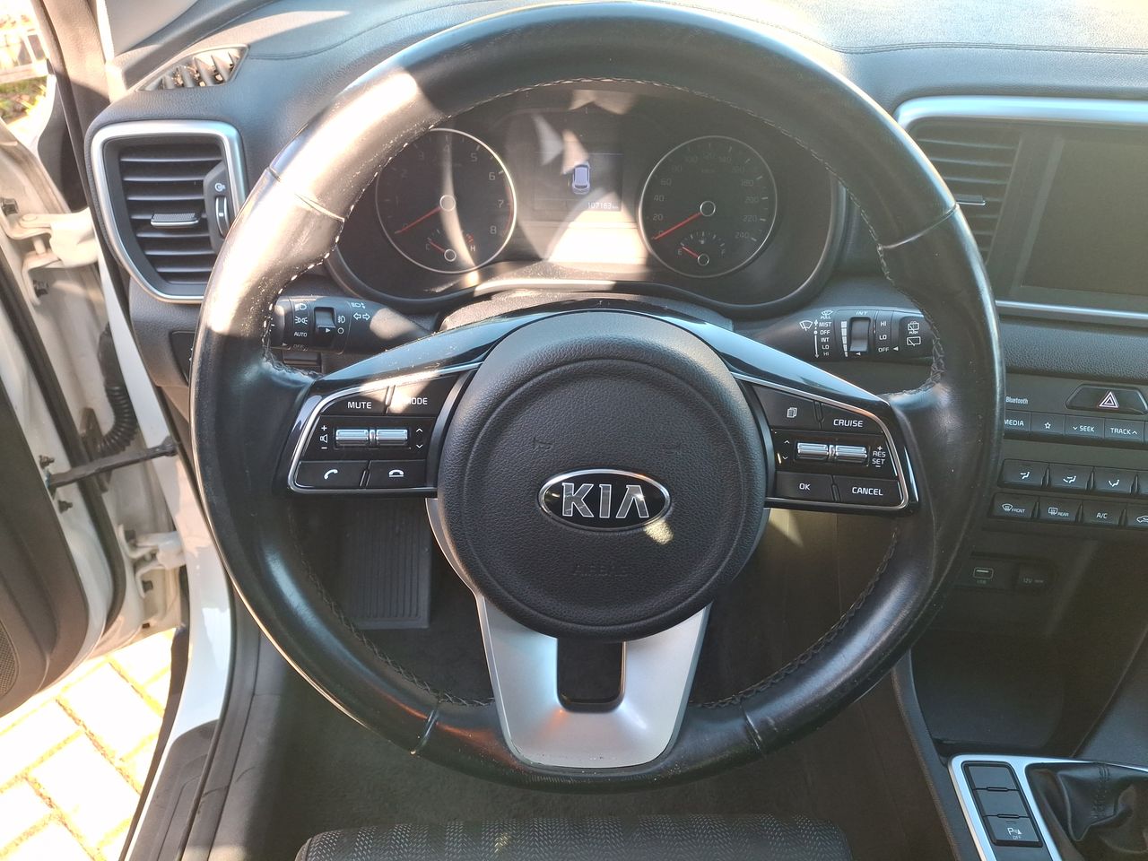 KIA Sportage — foto 26 de 35