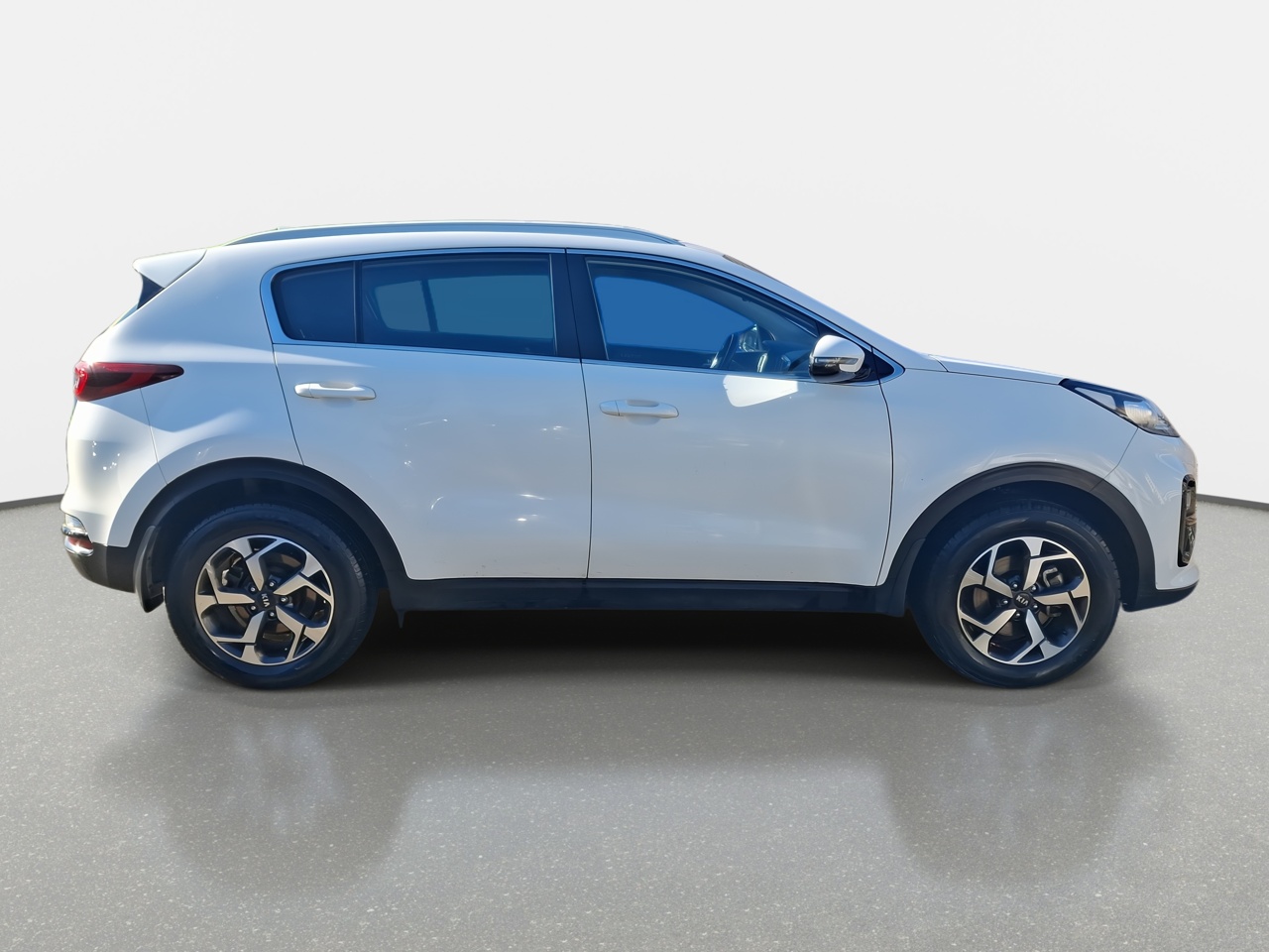 KIA Sportage — foto 9 de 35