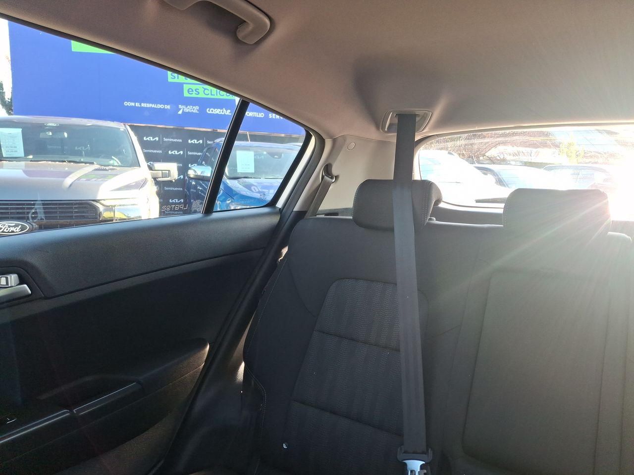 KIA Sportage — foto 13 de 35