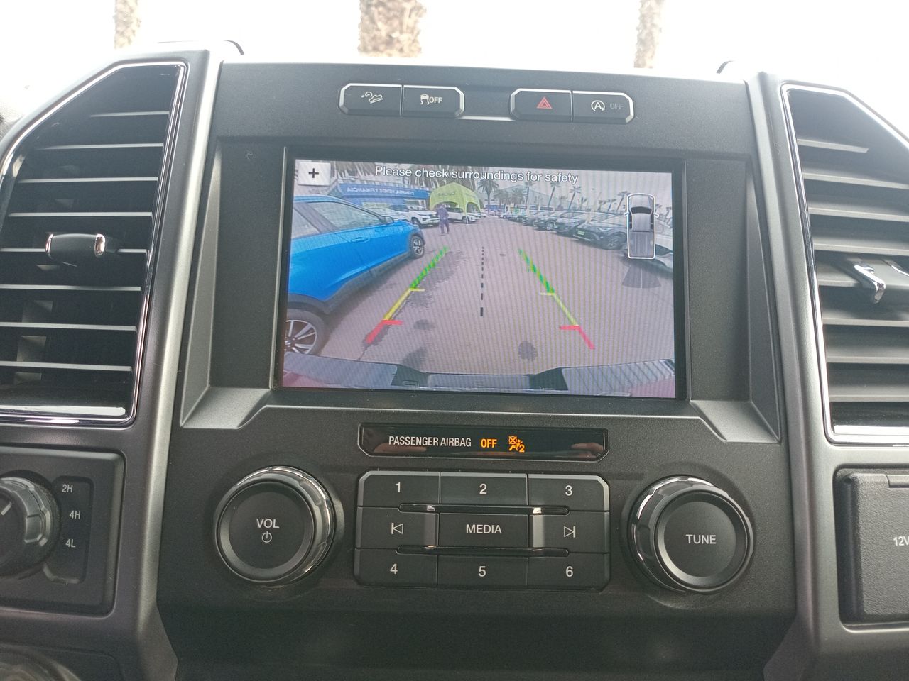 Hyundai Santa Fe — foto 19 de 24