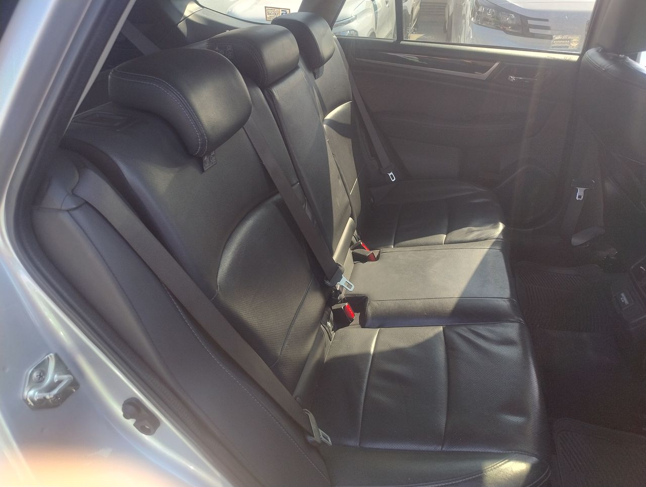 Subaru Outback — foto 35 de 38