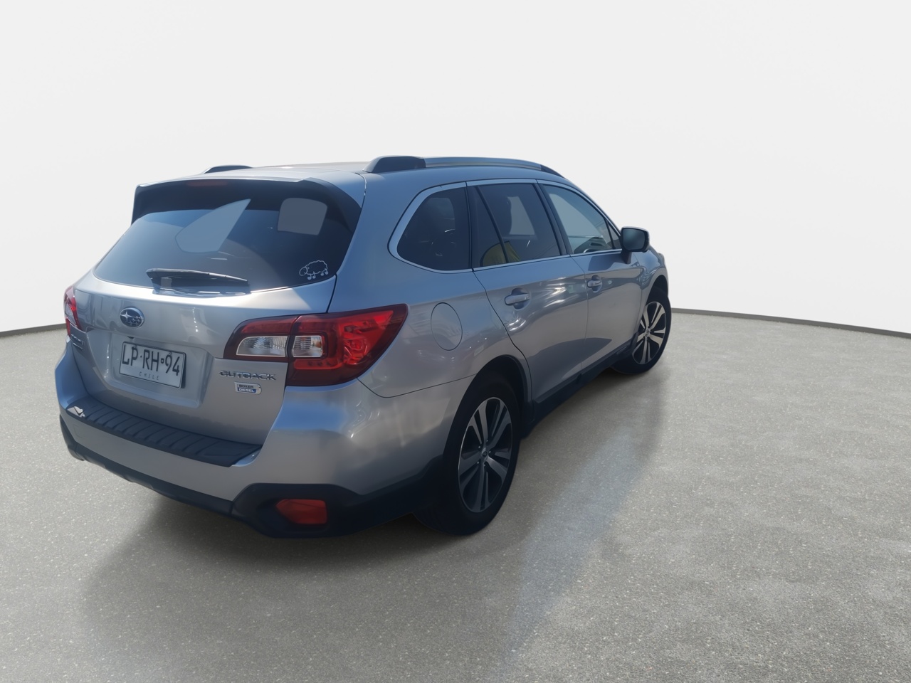 Subaru Outback — foto 8 de 38