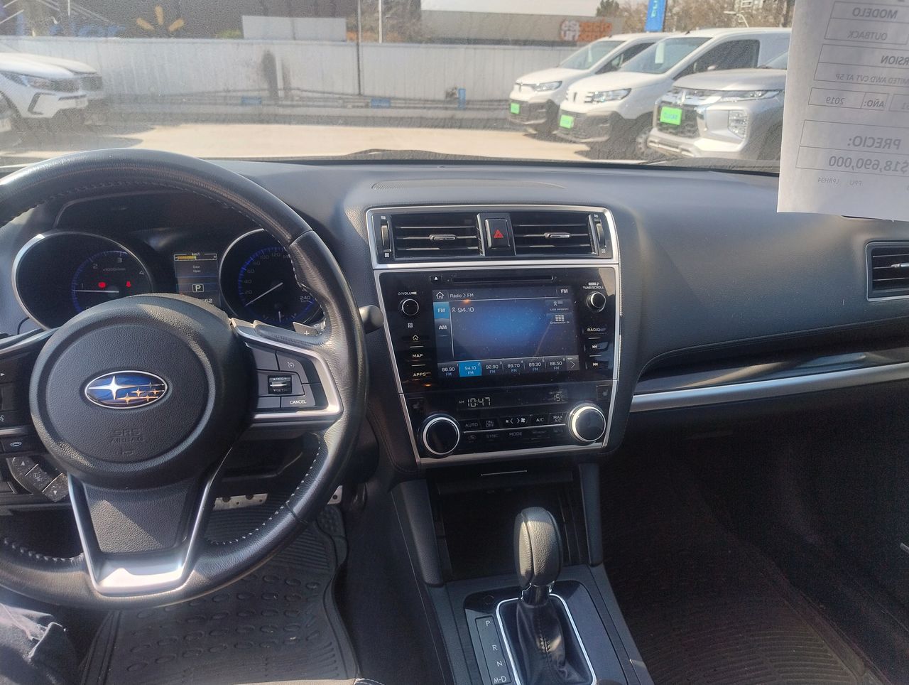 Subaru Outback — foto 10 de 38