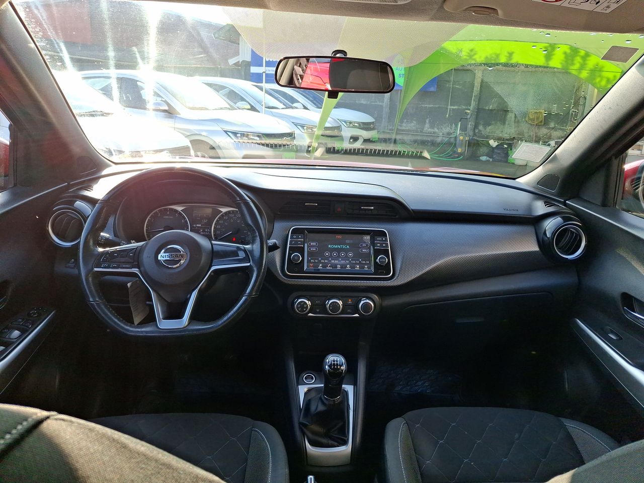 NISSAN - 23