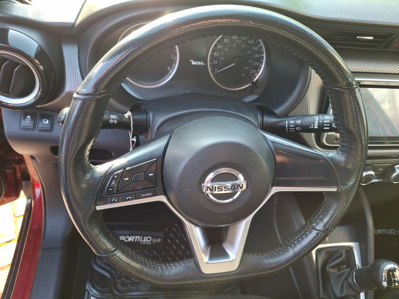 NISSAN - 17