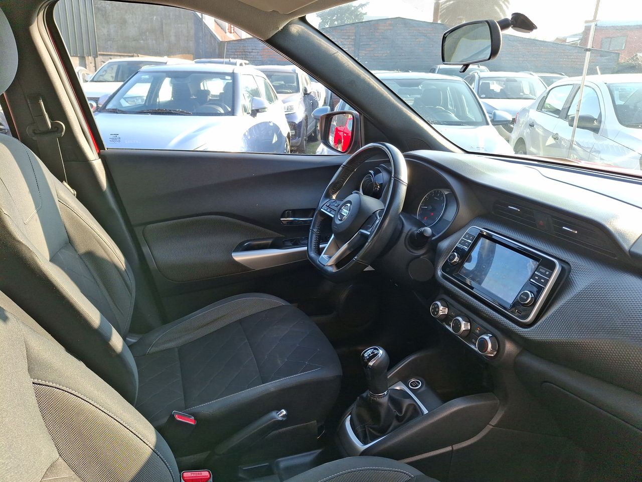 NISSAN - 8