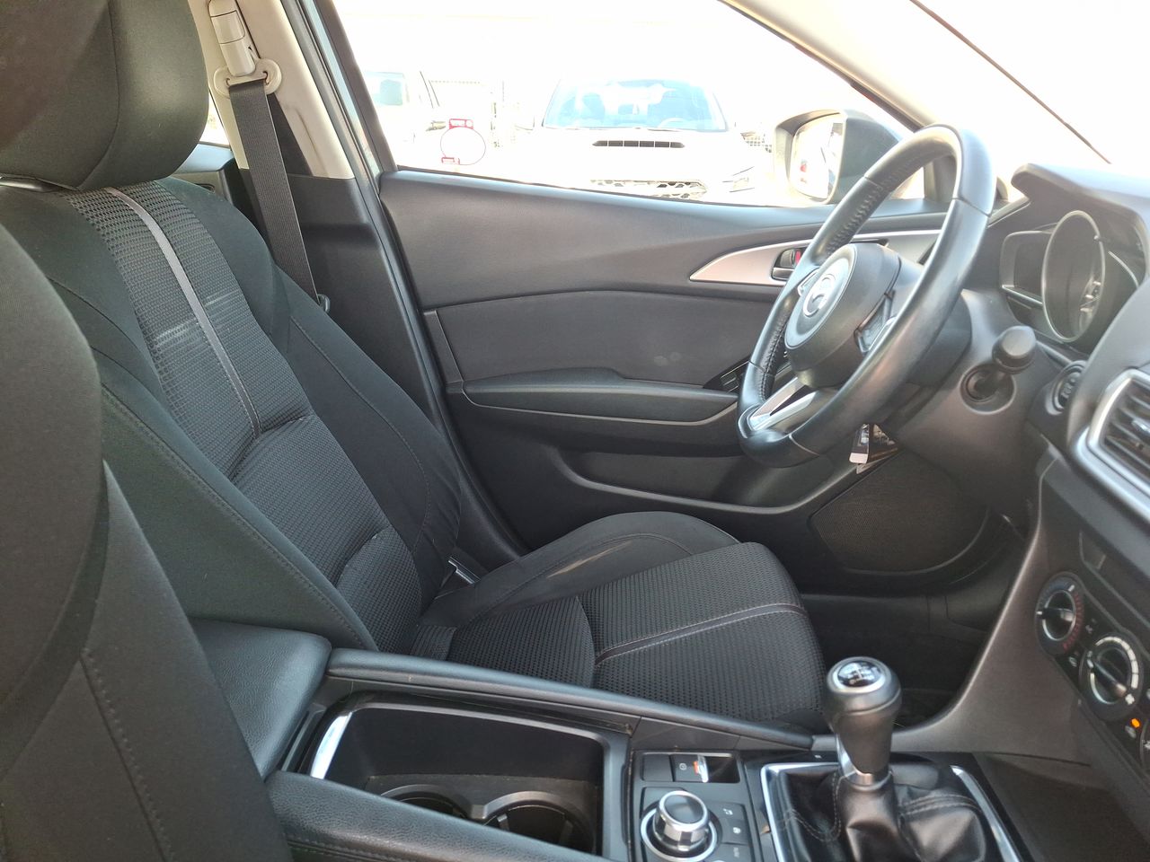 MAZDA - 15