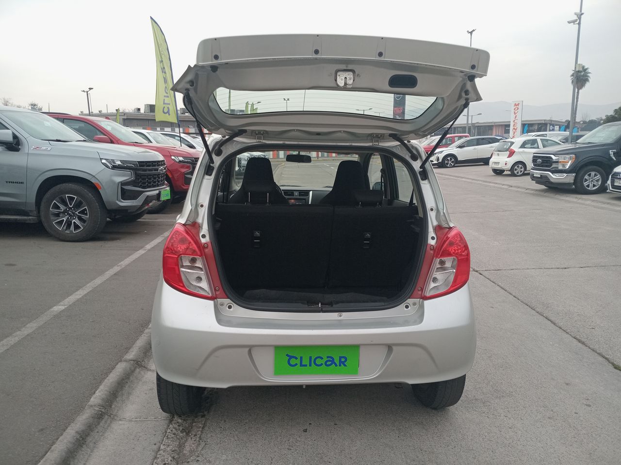 SUZUKI - 12