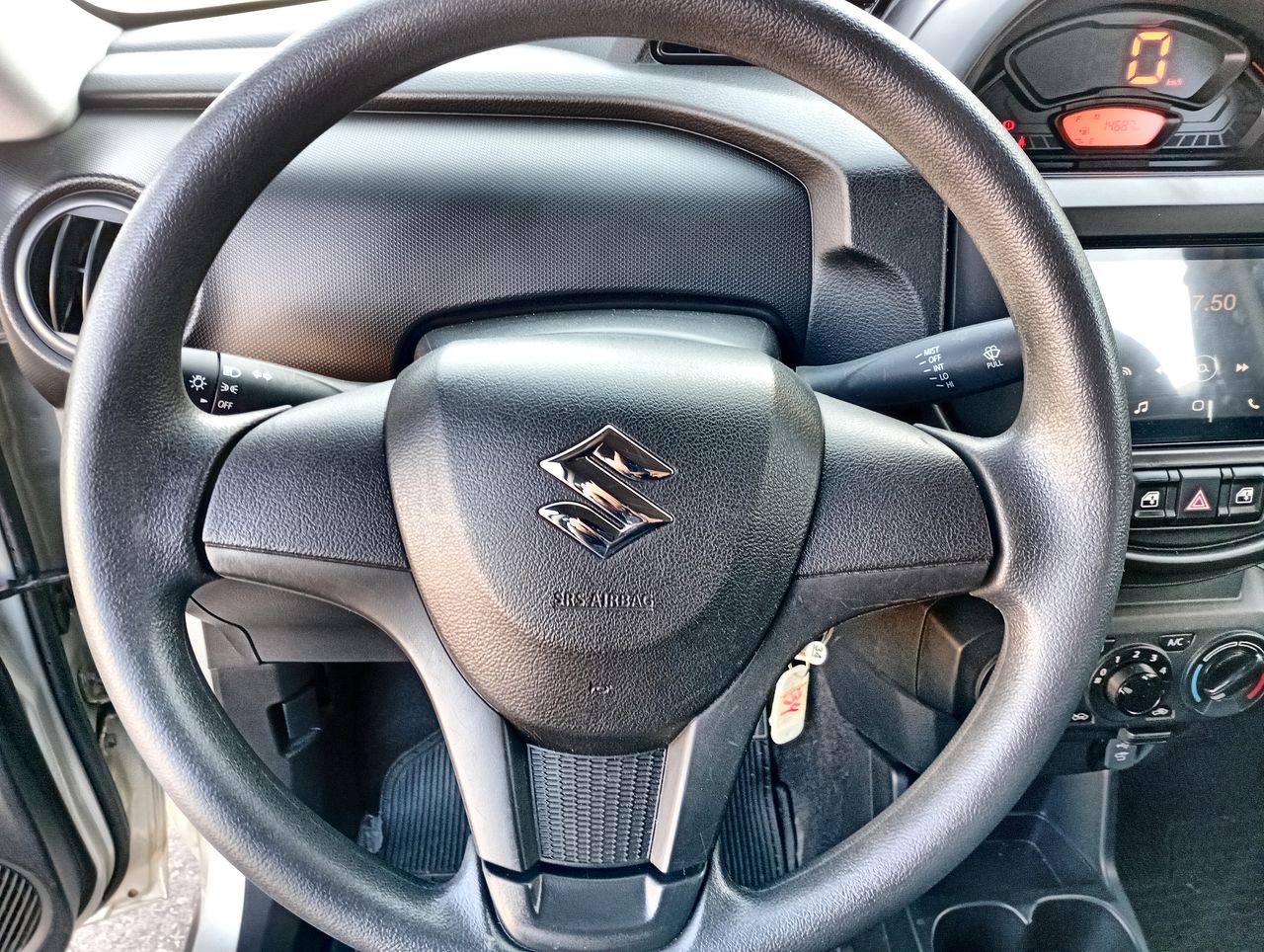 SUZUKI - 26
