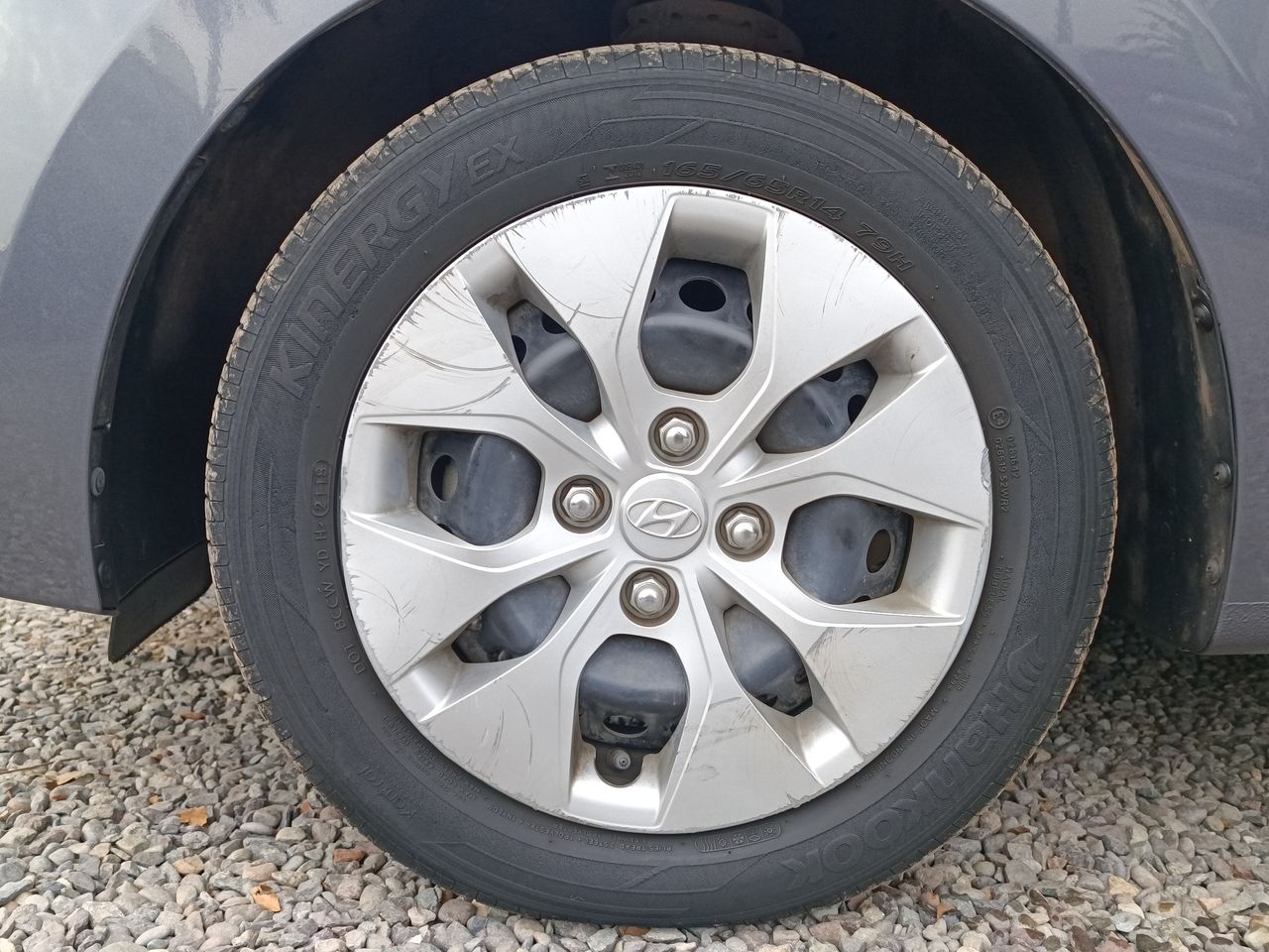 HYUNDAI - 17