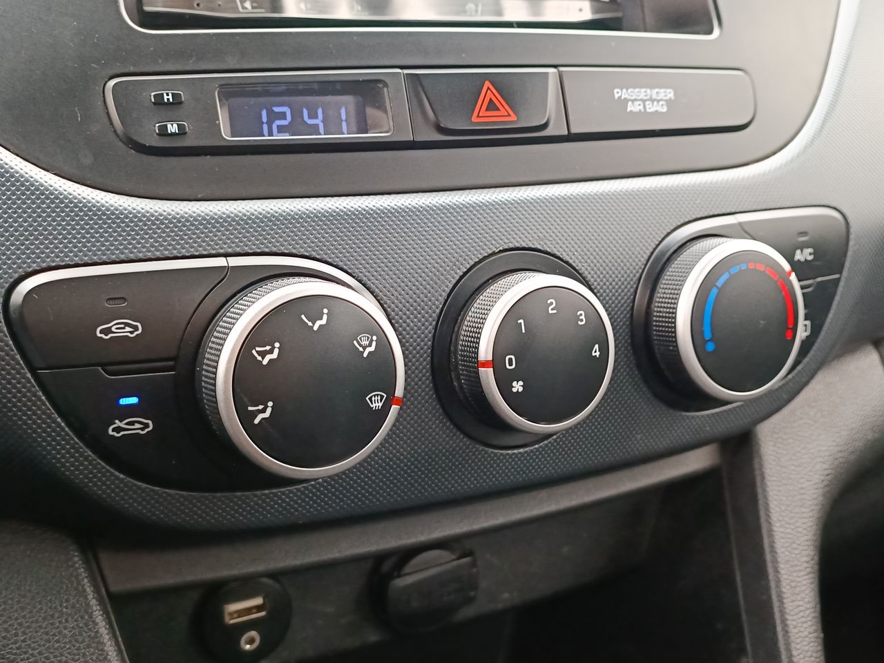 HYUNDAI - 27