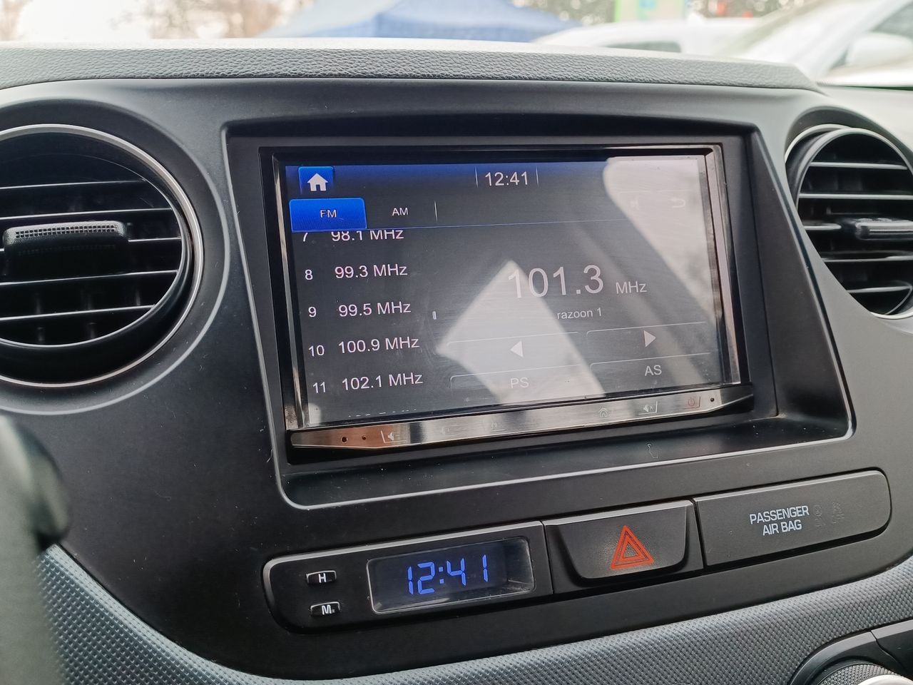 HYUNDAI - 25