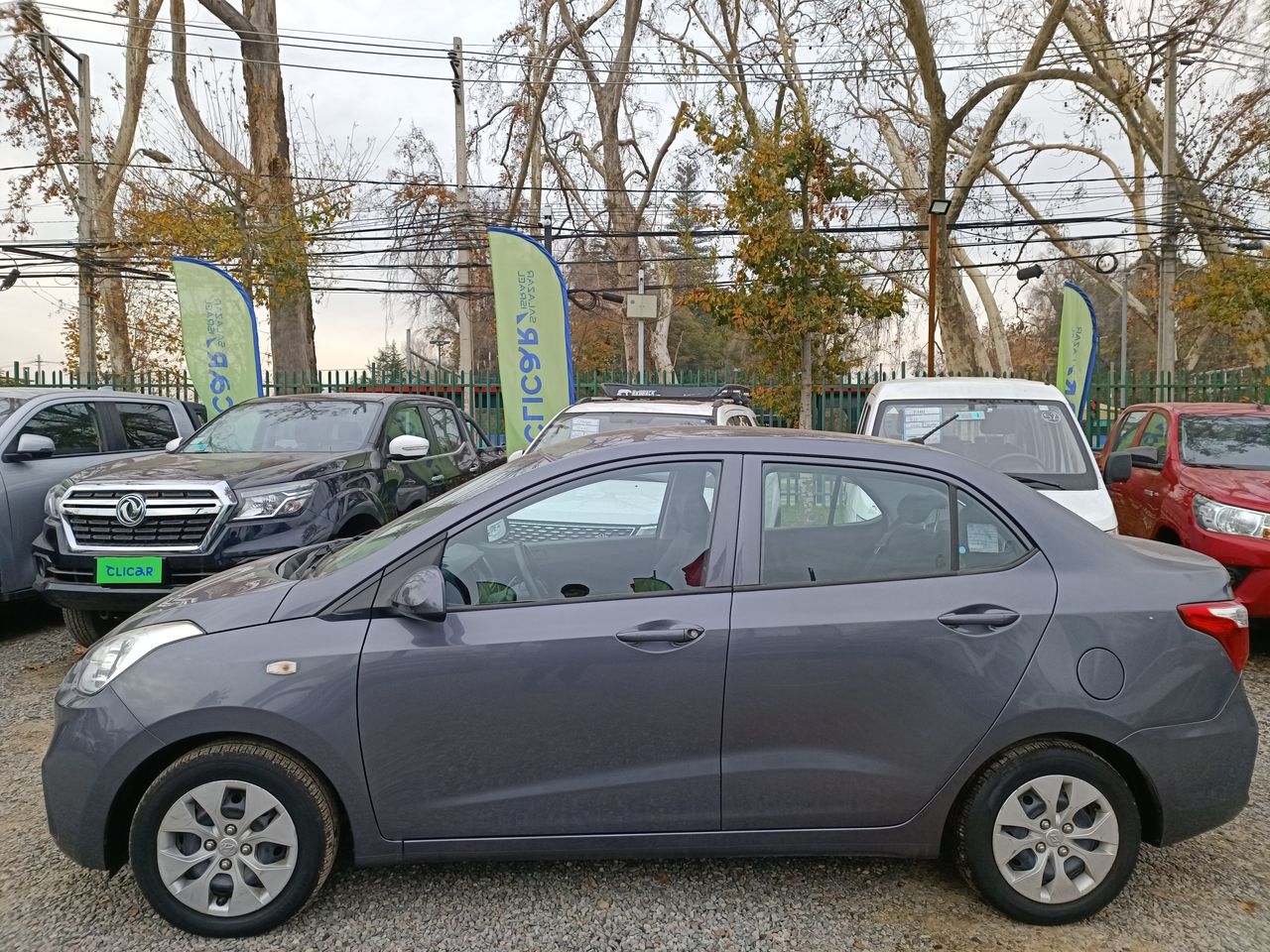 HYUNDAI - 4