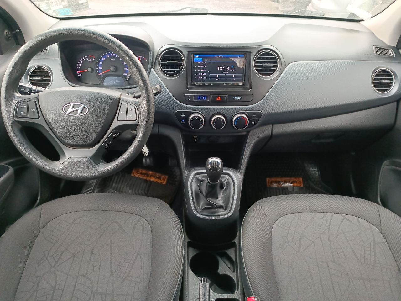 HYUNDAI - 9