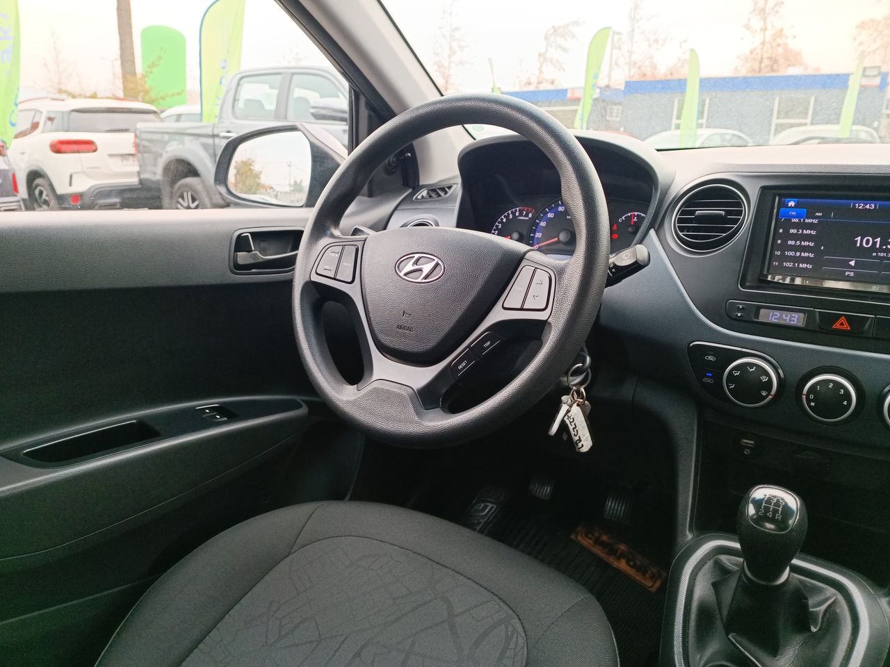 HYUNDAI - 16