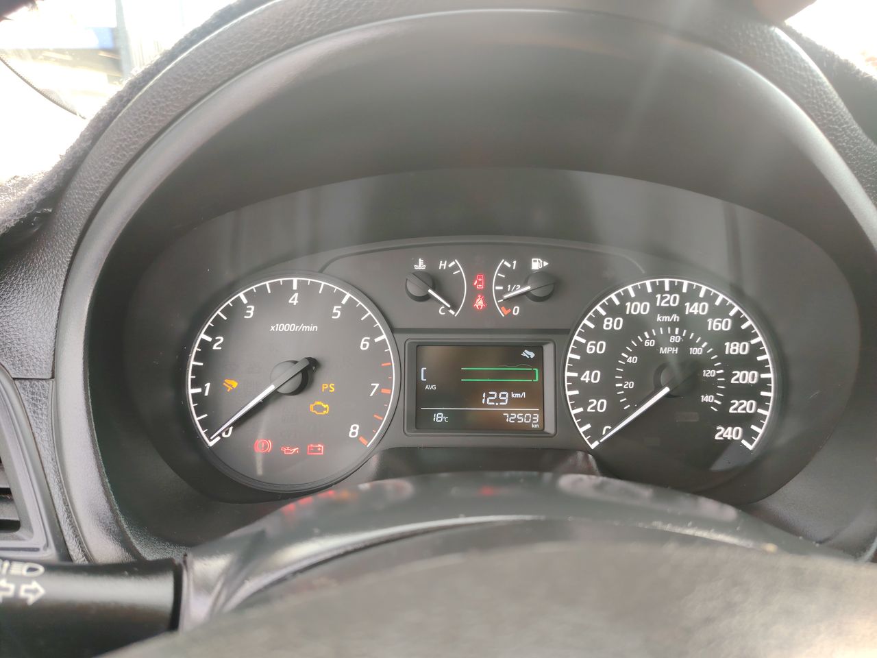NISSAN - 16