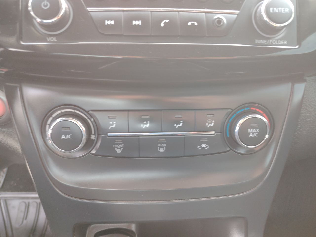 NISSAN - 18