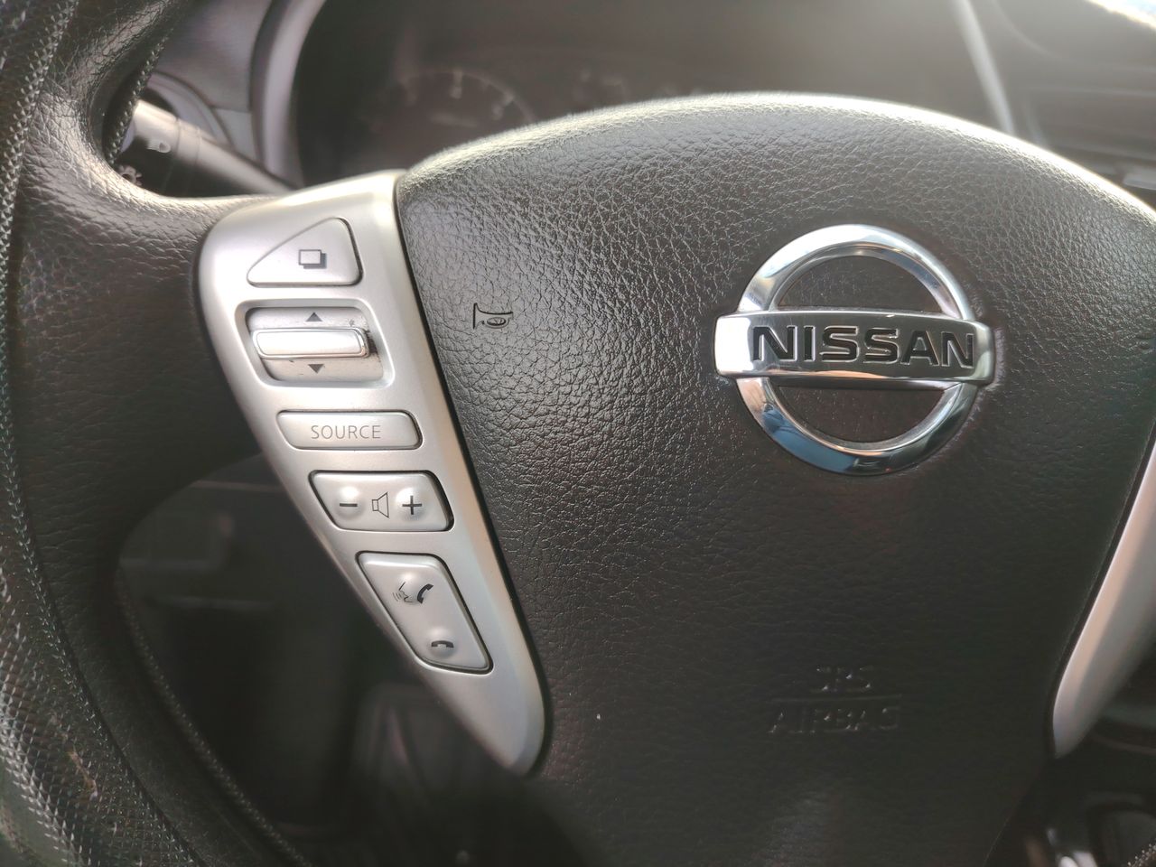 NISSAN - 15