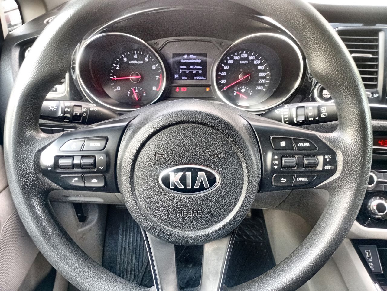KIA - 24