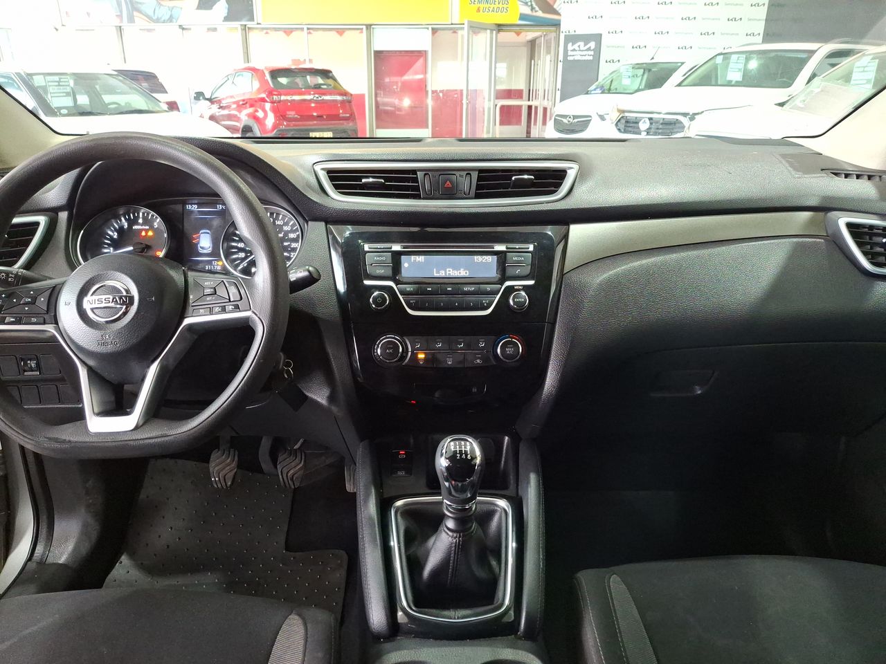 NISSAN - 29