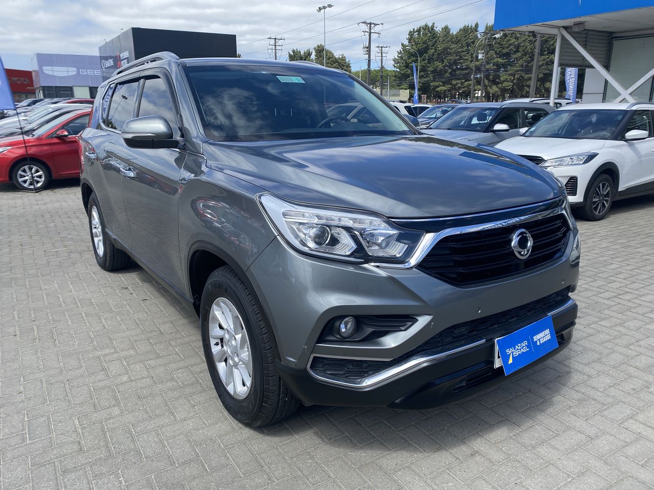 SSANGYONG - 1