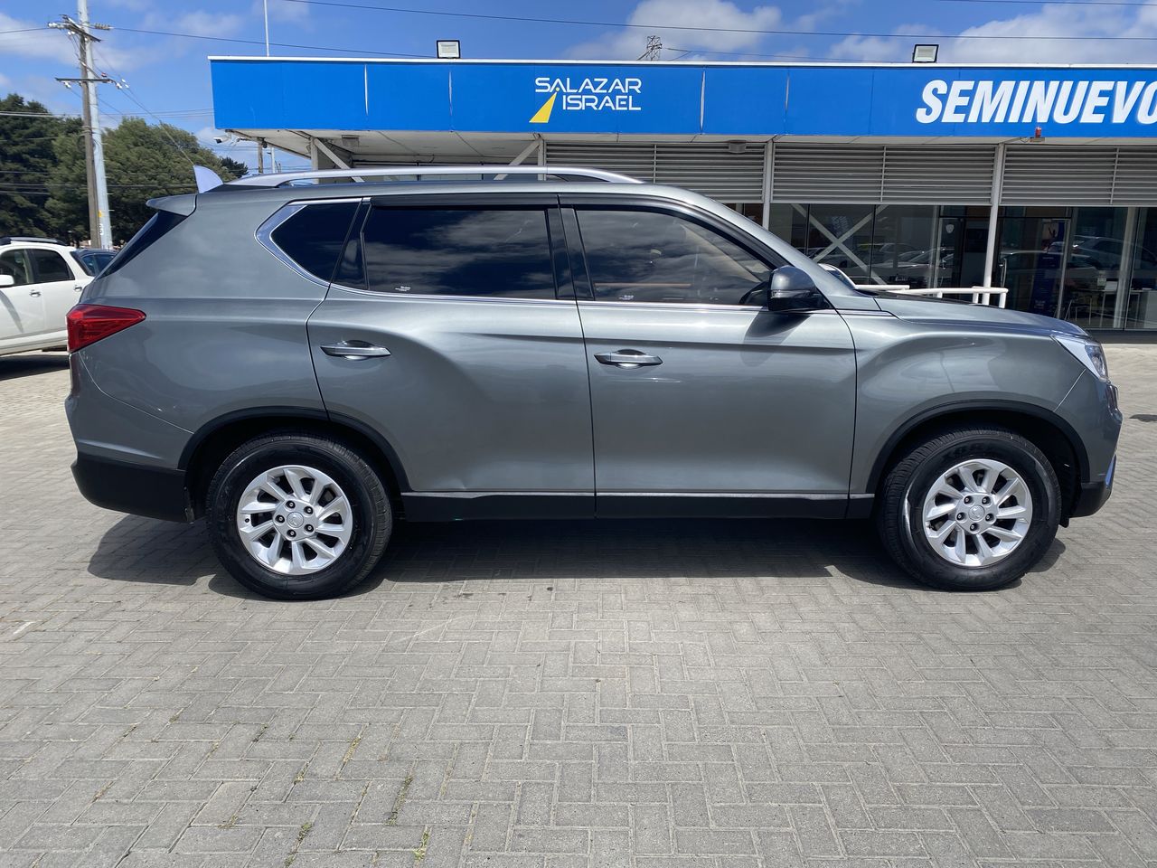 SSANGYONG - 8