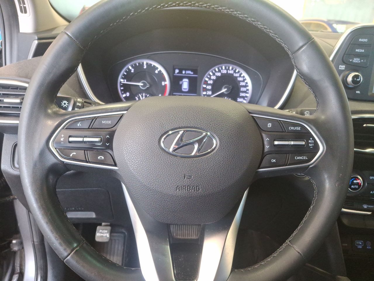 HYUNDAI - 25
