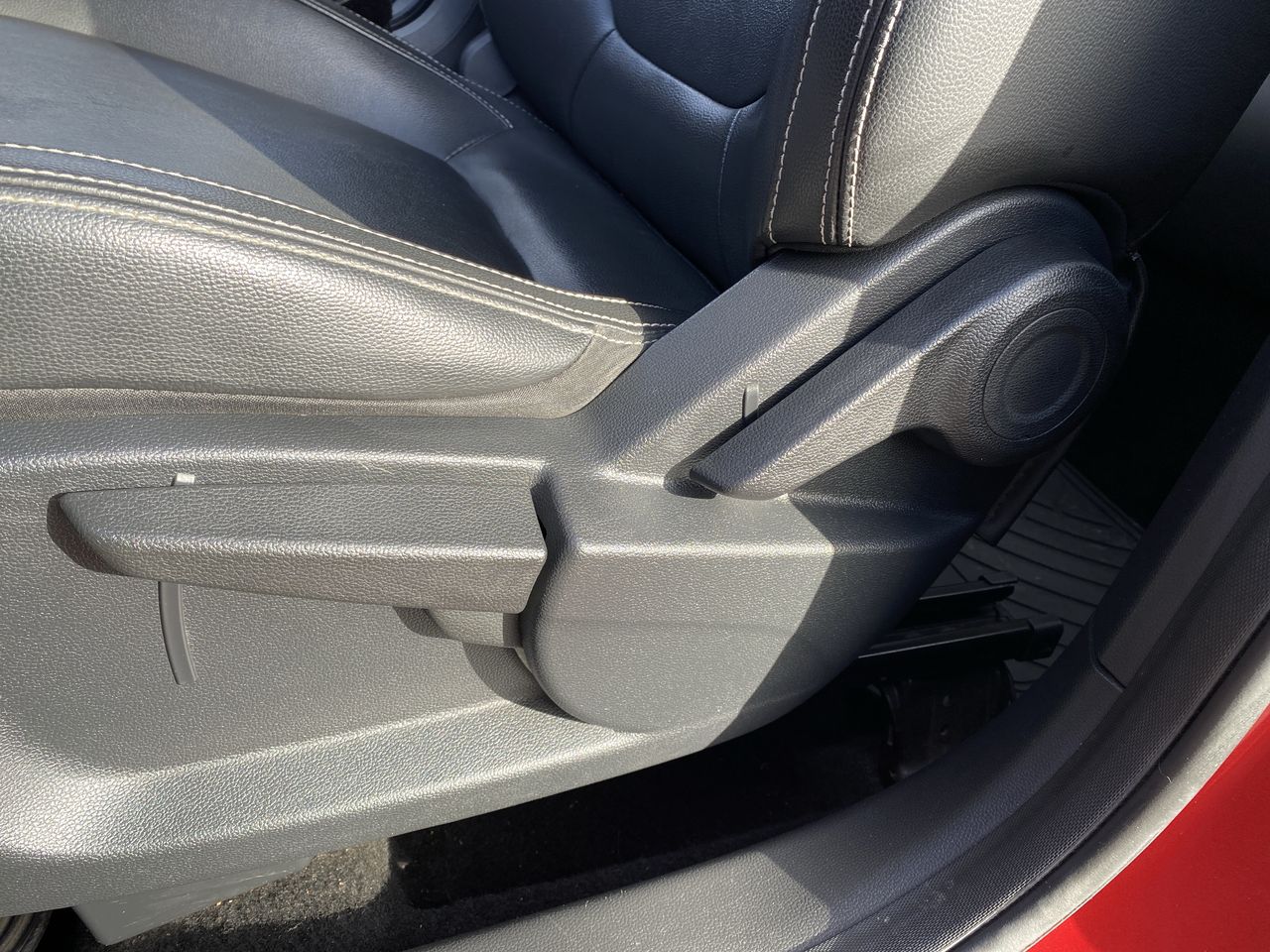 Nissan Kicks — foto 24 de 34