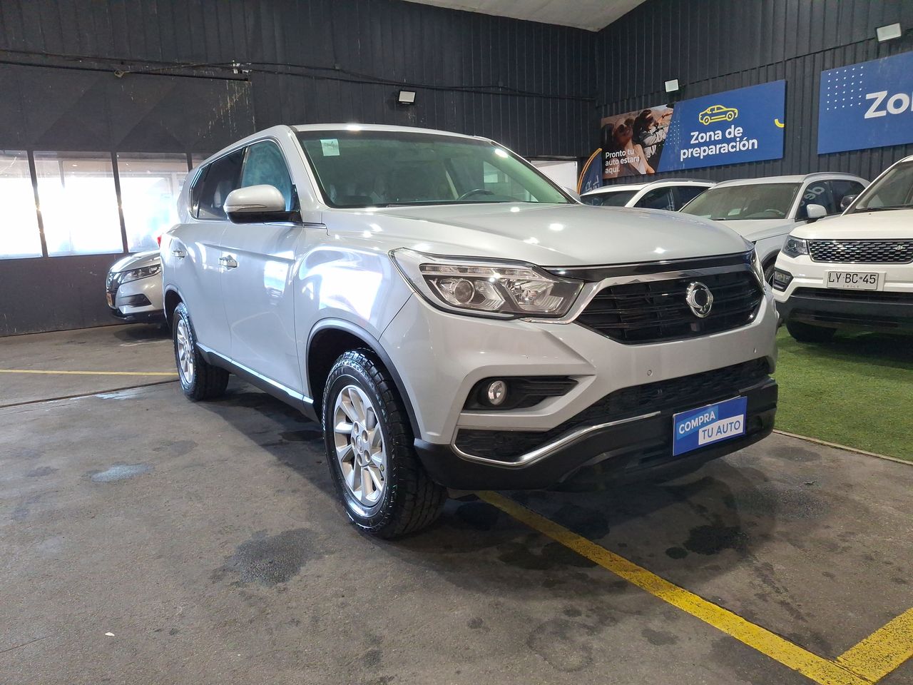 SSANGYONG - 1