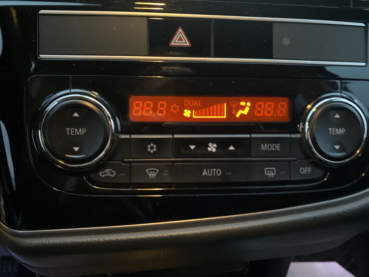 MITSUBISHI - 30