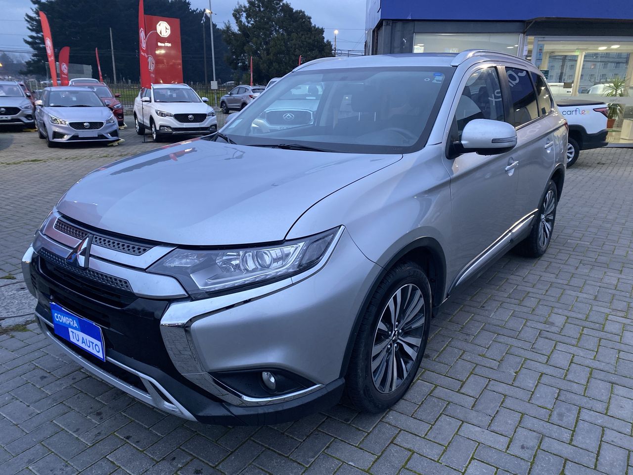 MITSUBISHI - 3