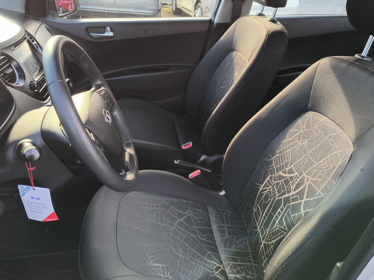 Hyundai Grand I10 — foto 17 de 26