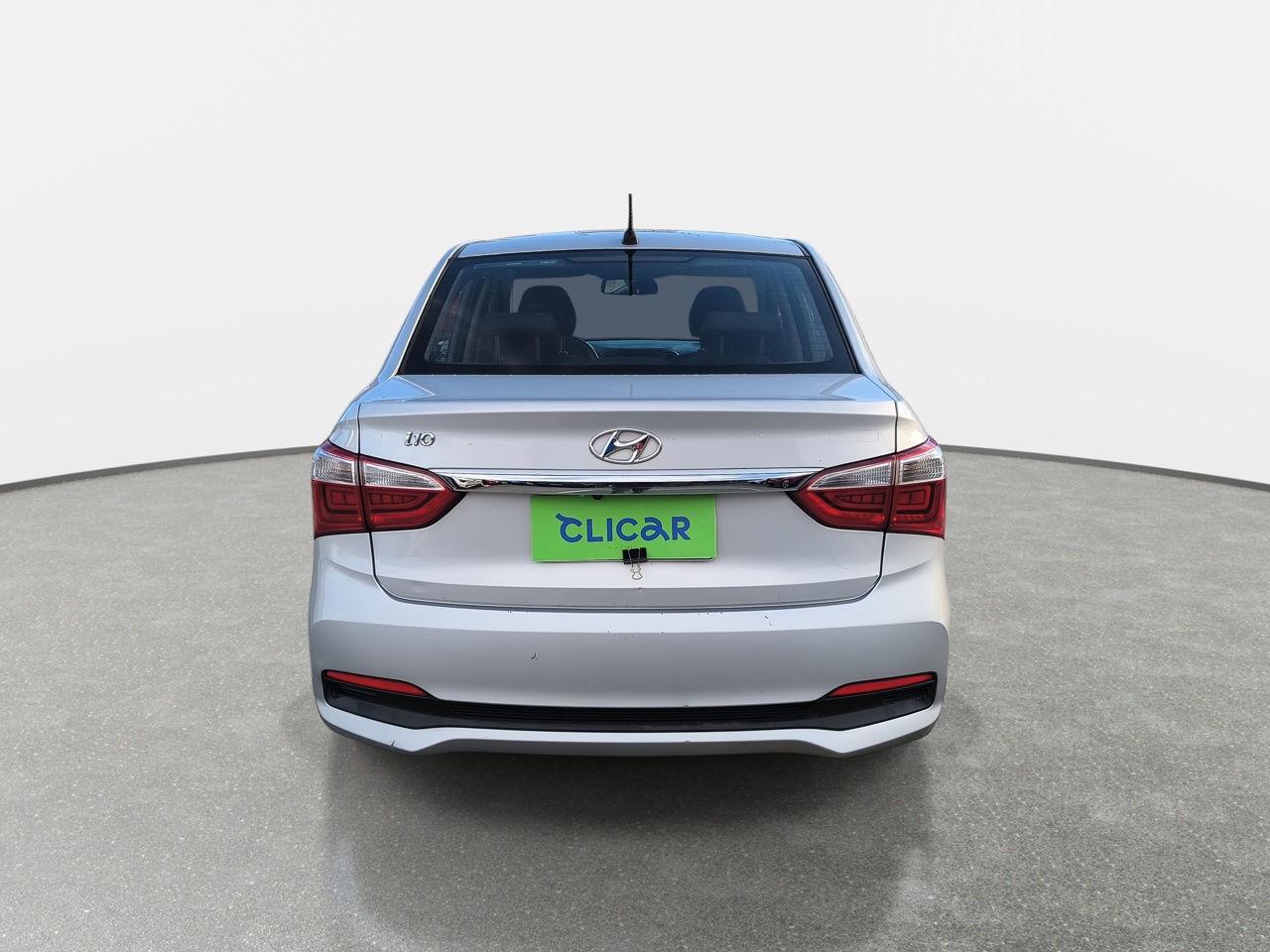 HYUNDAI - 6