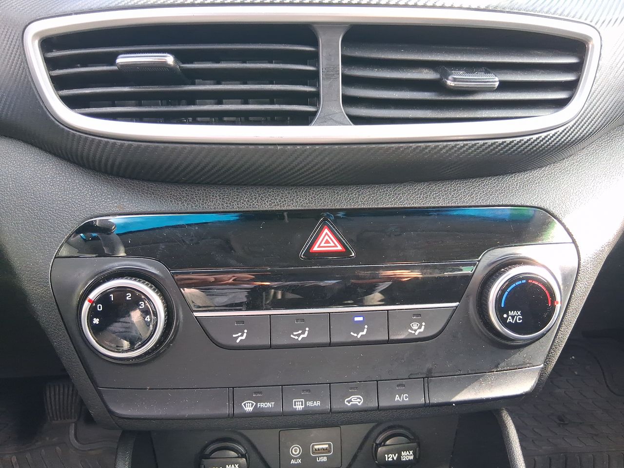 Hyundai Tucson — foto 24 de 29