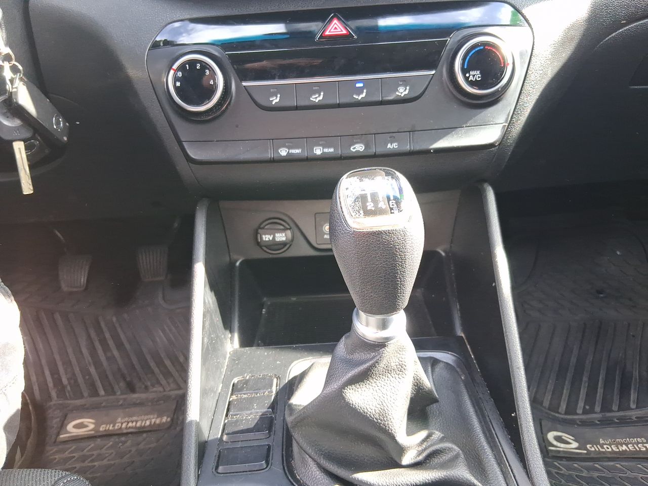 Hyundai Tucson — foto 25 de 29