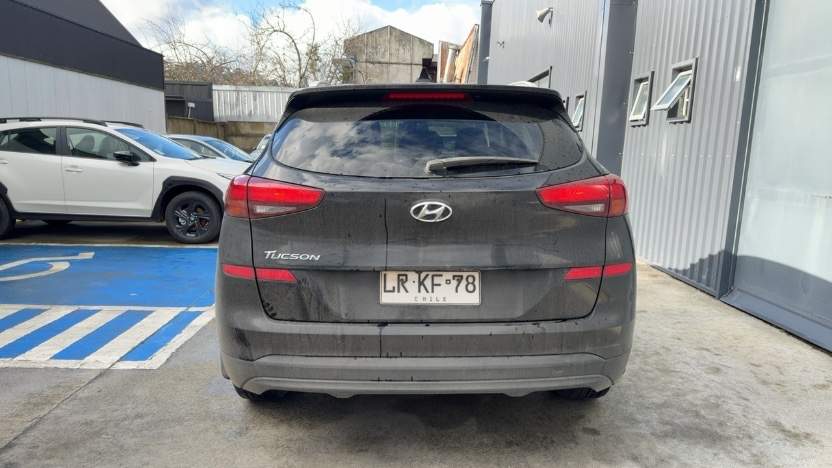 HYUNDAI - 4