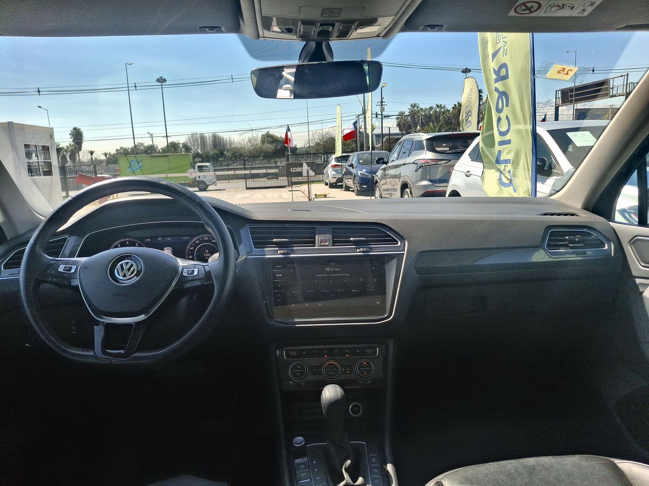 VOLKSWAGEN - 30
