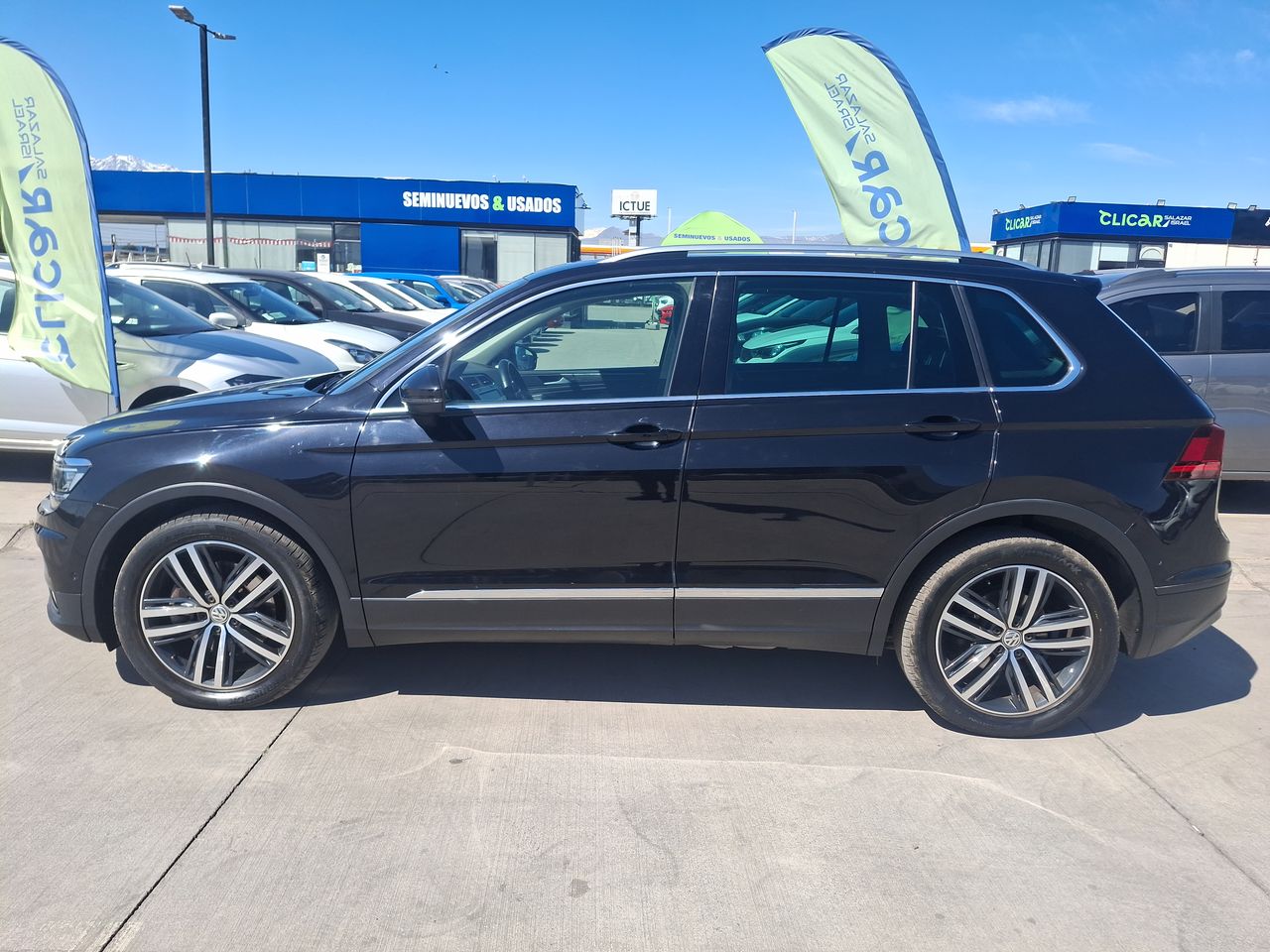 VOLKSWAGEN - 4
