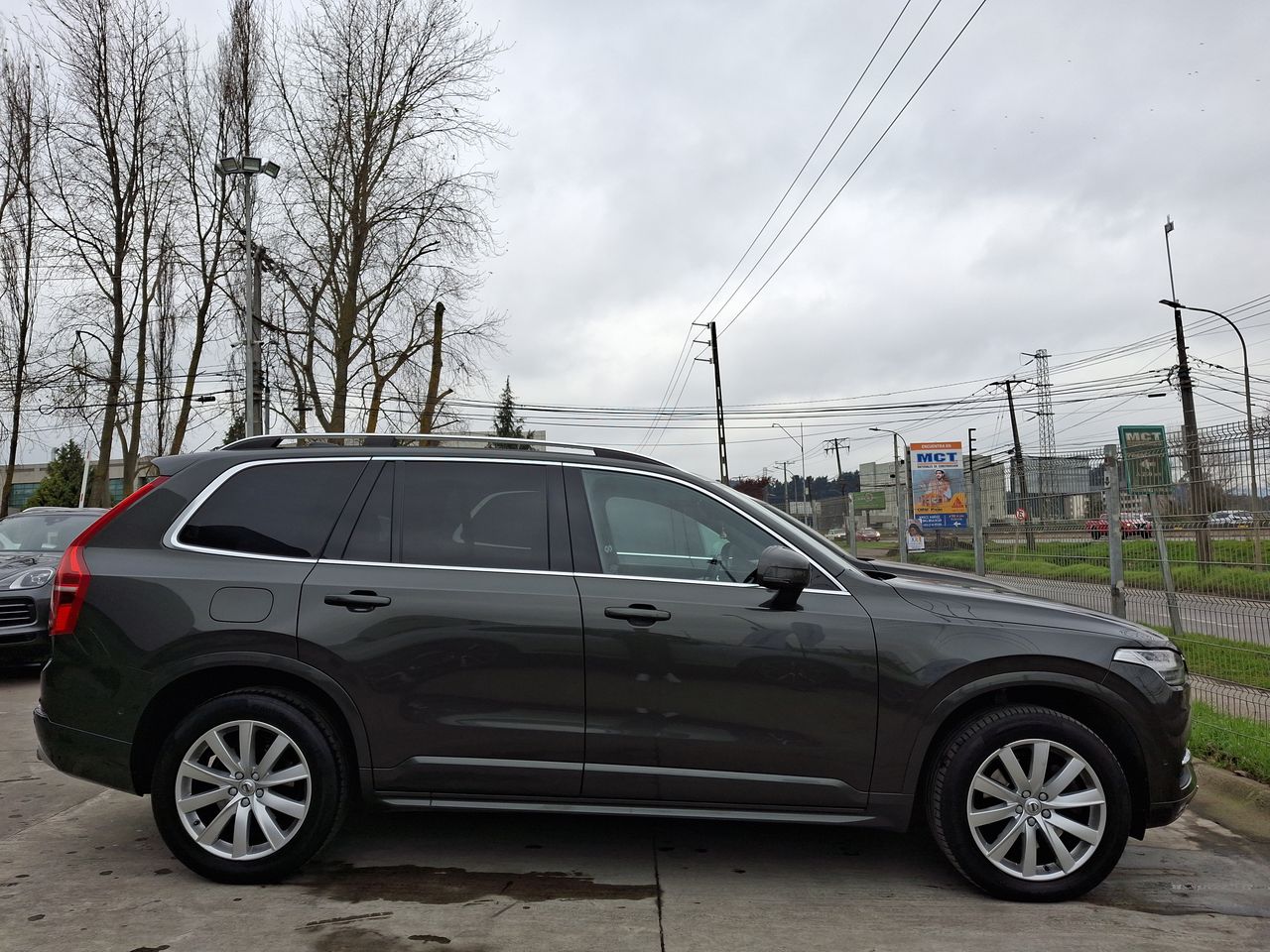 VOLVO - 8
