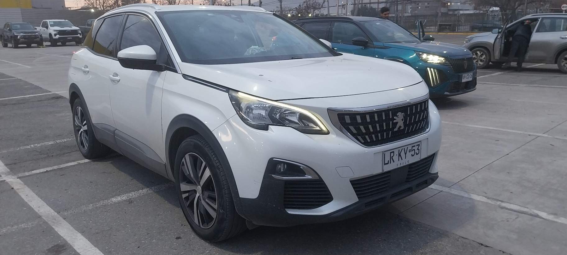 PEUGEOT