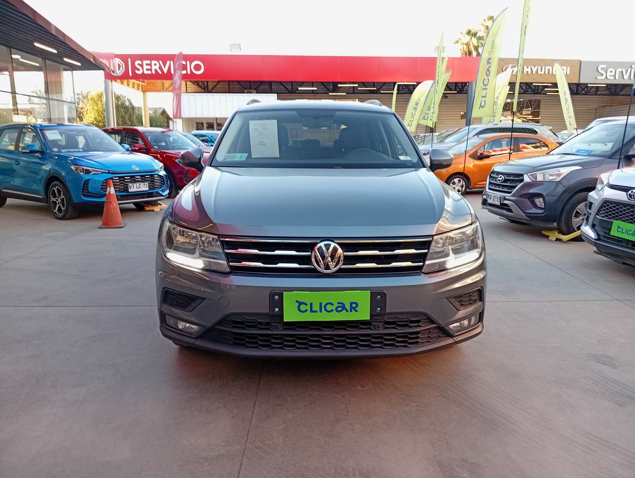 VOLKSWAGEN - 2