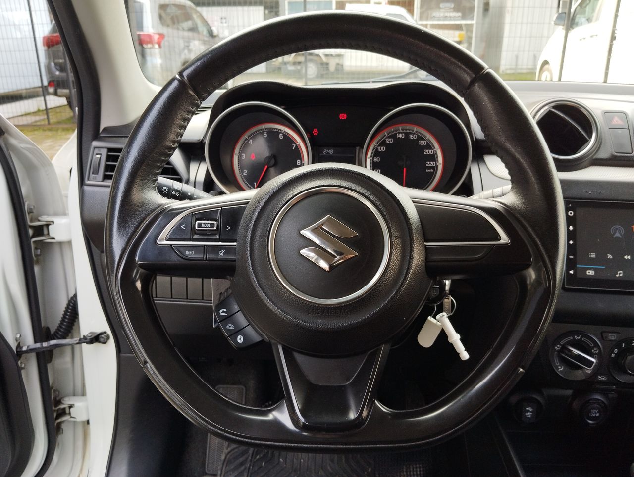 SUZUKI - 25