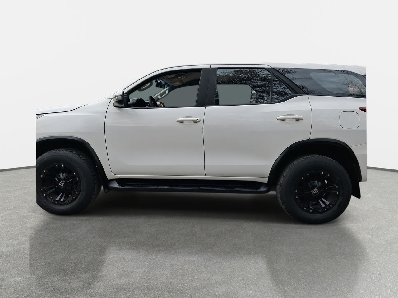 TOYOTA - 4