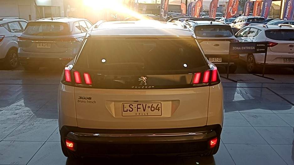 PEUGEOT - 5