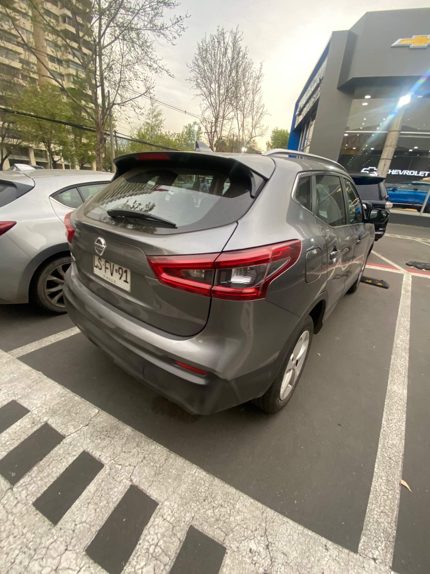NISSAN - 4