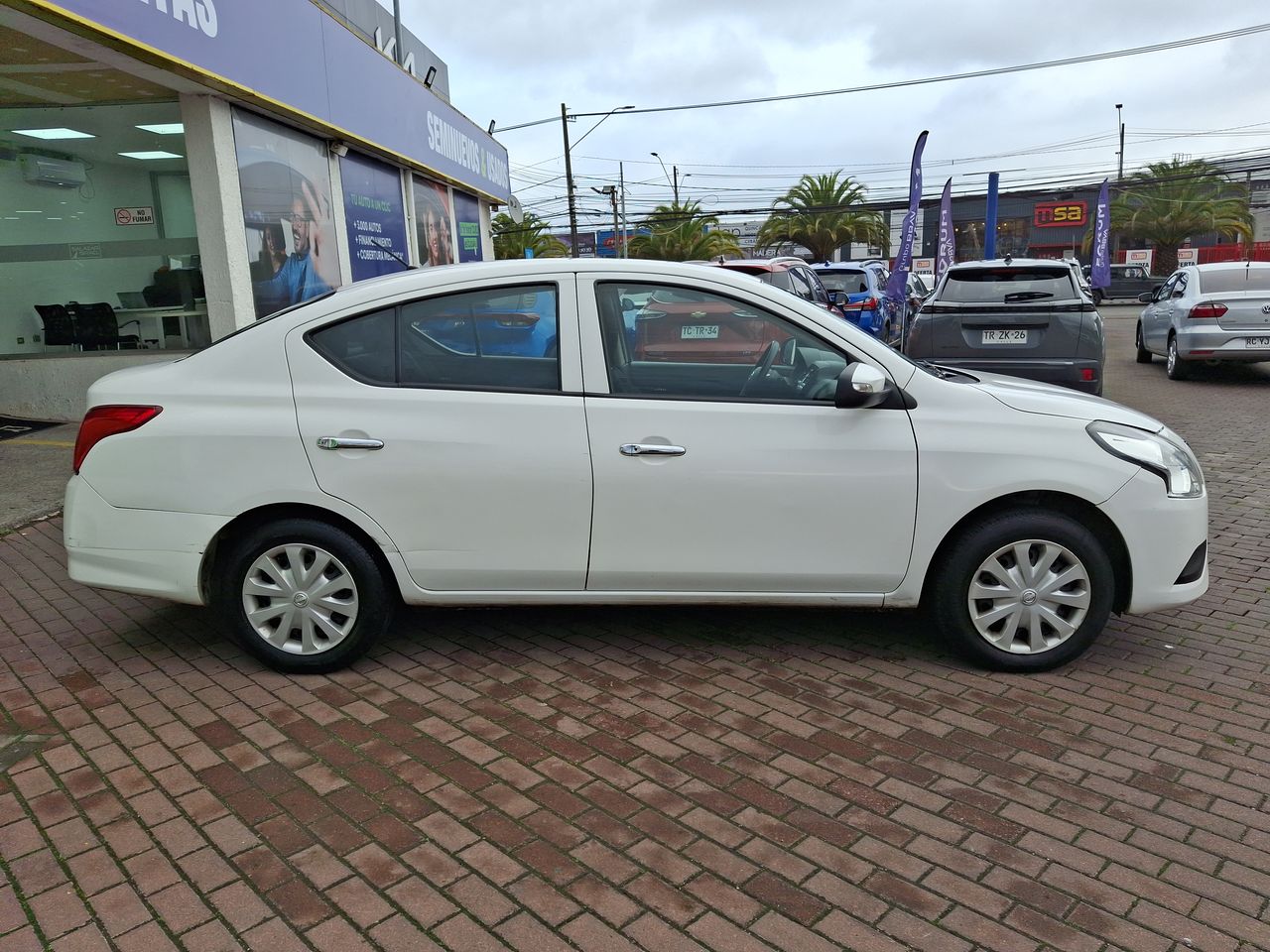 NISSAN - 8