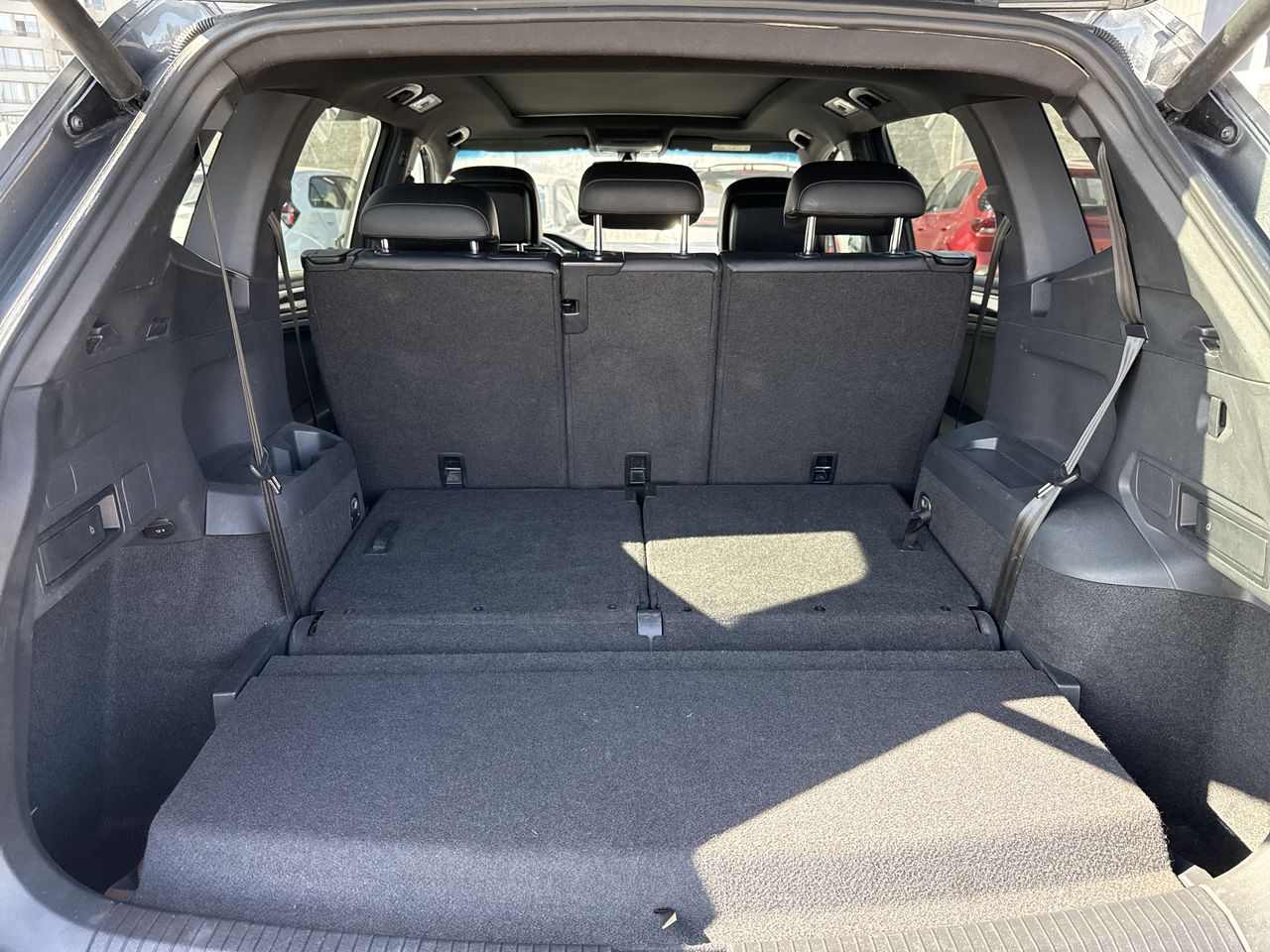VOLKSWAGEN - 13