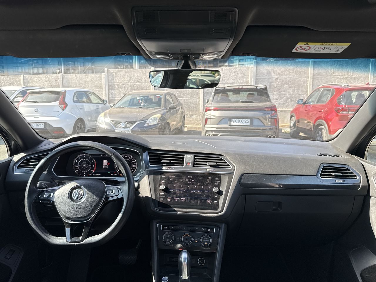 VOLKSWAGEN - 1